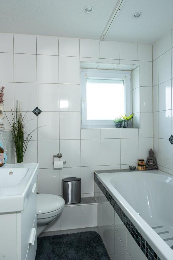 #1 Modernes Zimmer Mit Pool Und Garten Memmingen Exterior photo